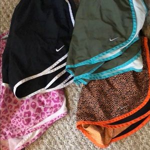 Nike temp shorts bundle size mediums !!